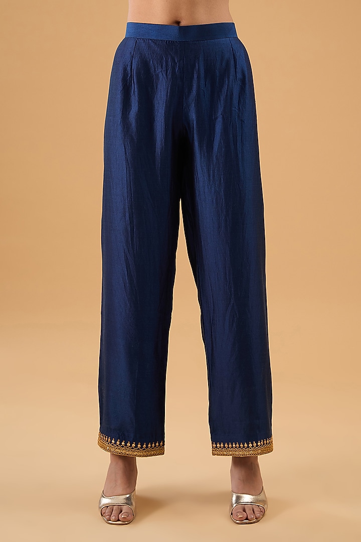 Navy Blue Pure Spun Silk Resham Work Kurta Set by SURBHI SHAH at Pernia's Pop Up Shop