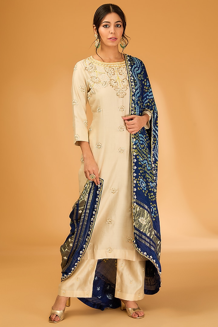 Ivory Spun Silk Zardosi Embroidered Kurta Set by SURBHI SHAH at Pernia's Pop Up Shop