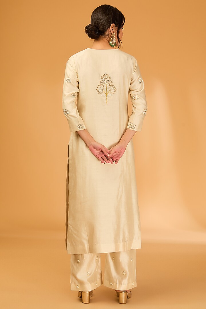 Ivory Spun Silk Zardosi Embroidered Kurta Set by SURBHI SHAH at Pernia's Pop Up Shop