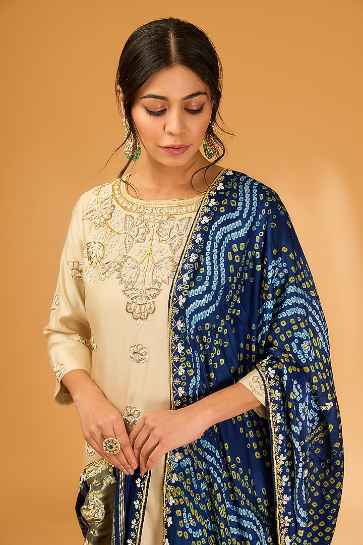 Ivory Spun Silk Zardosi Embroidered Kurta Set by SURBHI SHAH at Pernia's Pop Up Shop