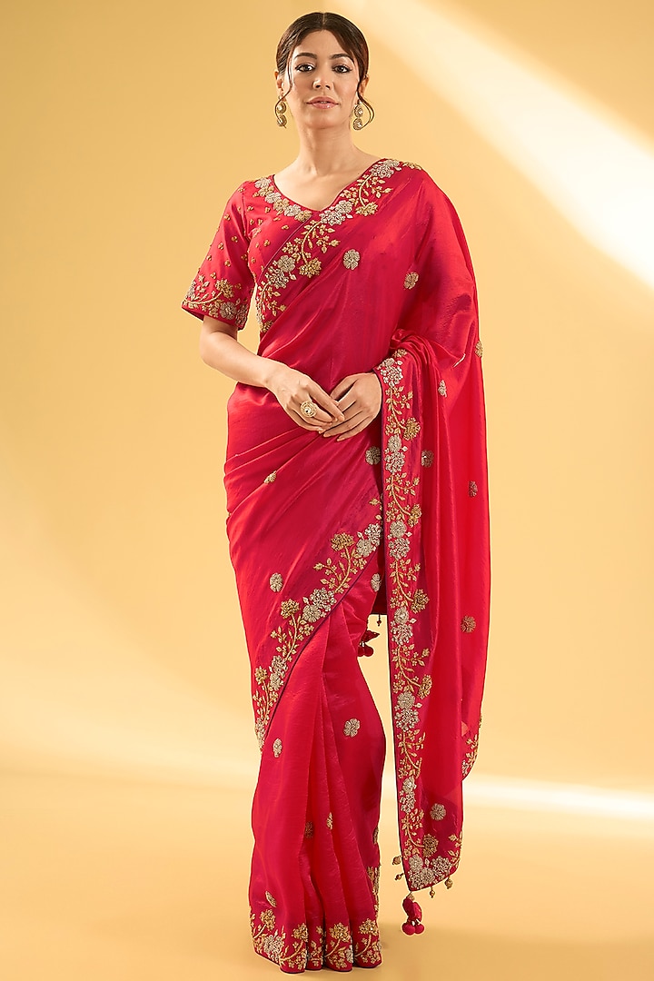 Red Kora Silk Zardosi Work Saree Set by Surbhi Shah at Pernia's Pop Up Shop