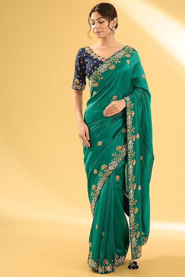 Emerald Green Kora Silk Zardosi Work Saree Set by Surbhi Shah at Pernia's Pop Up Shop