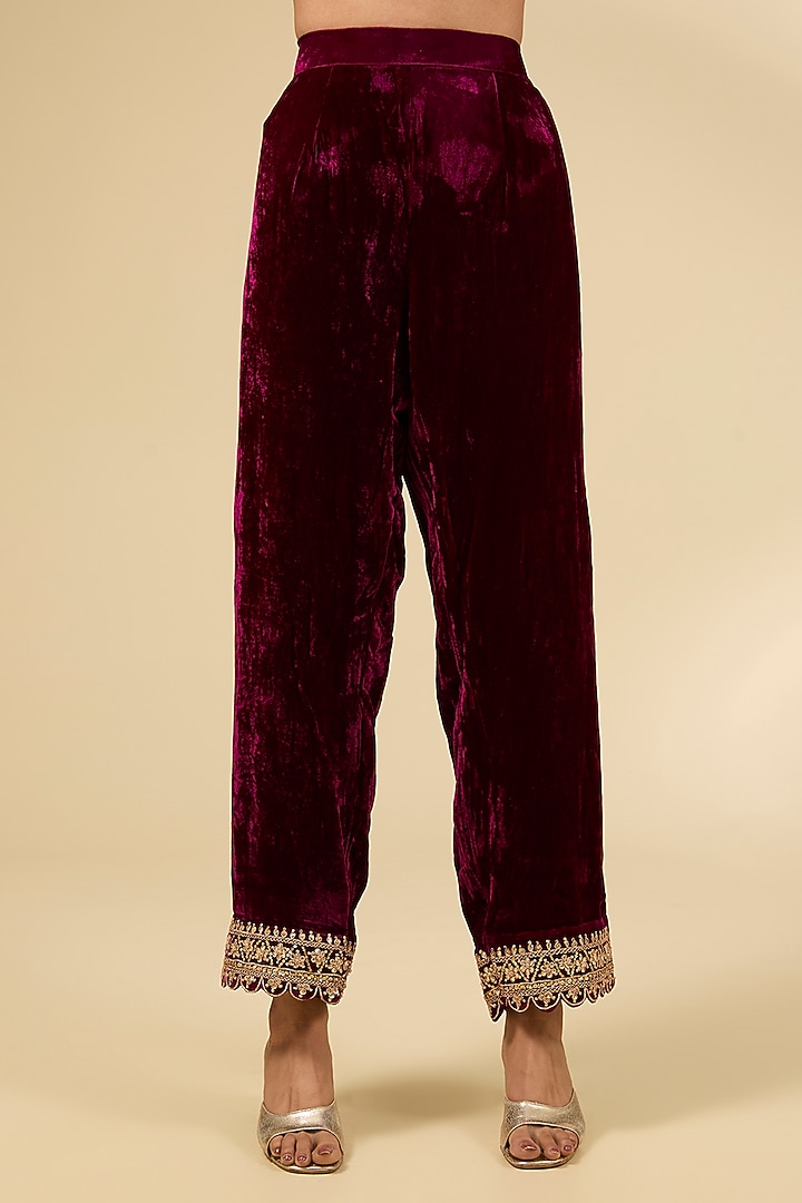 Golden Pure Tissue Sequins Work Kurta Set by SURBHI SHAH at Pernia's Pop Up Shop