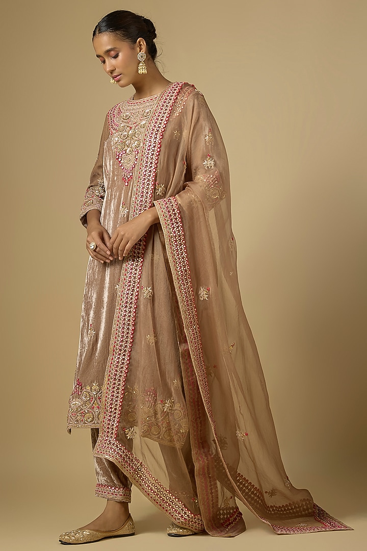 Mocha Velvet Resham Embroidered Kurta Set by SURBHI SHAH at Pernia's Pop Up Shop