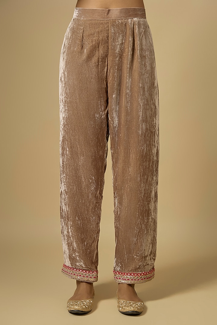 Mocha Velvet Resham Embroidered Kurta Set by SURBHI SHAH at Pernia's Pop Up Shop