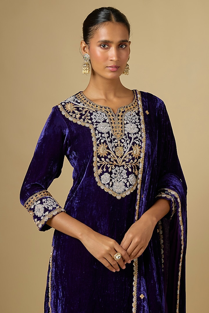 Purple Velvet Zardosi Work Kurta Set by SURBHI SHAH at Pernia's Pop Up Shop
