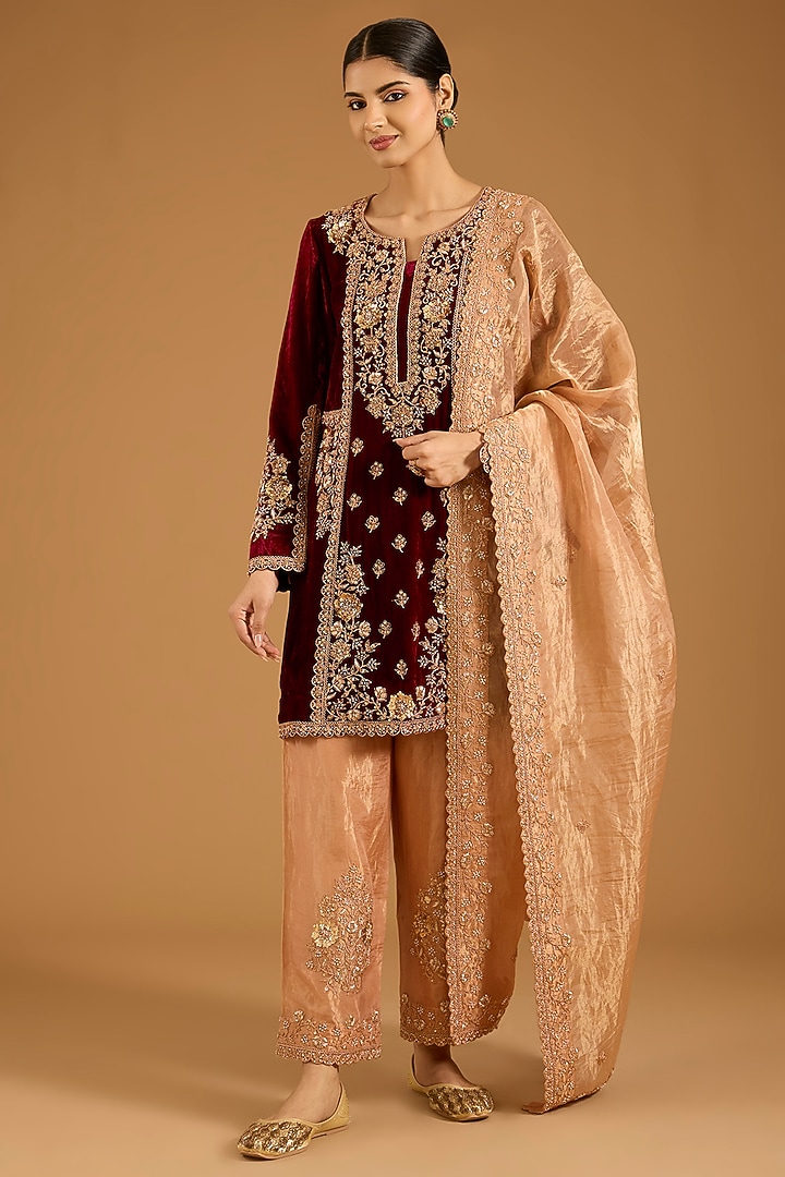 Maroon Velvet Marori Embroidered Kurta Set by SURBHI SHAH at Pernia's Pop Up Shop