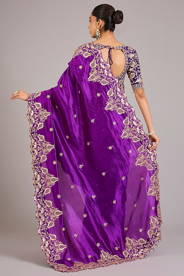 Purple Magenta Kora Silk Embroidered Reception Saree Set by SURBHI SHAH at Pernia's Pop Up Shop