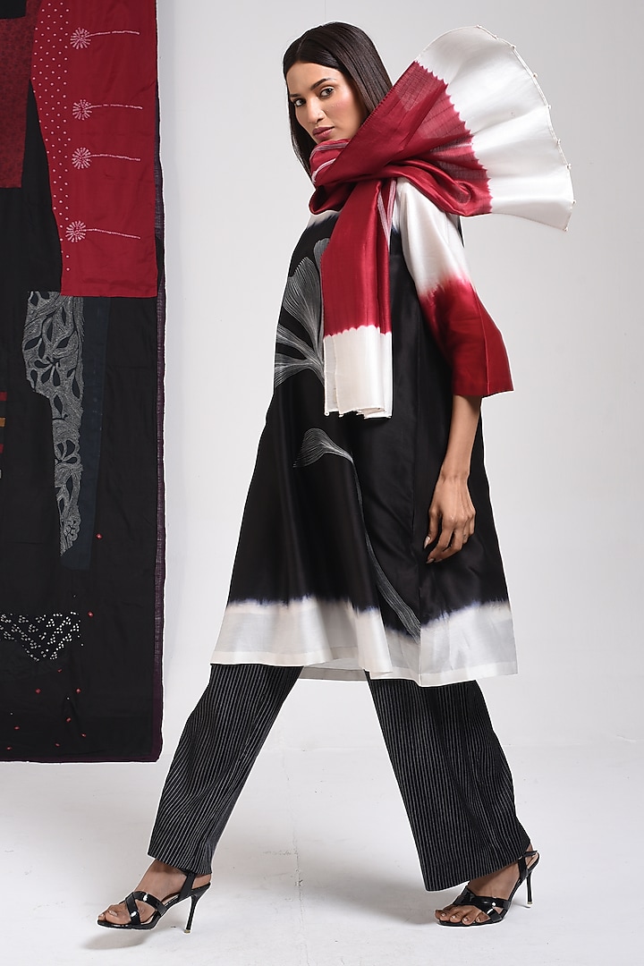 Black Silk Cotton Blend Tie-Dye Printed Tunic by Sunita Shanker at Pernia's Pop Up Shop