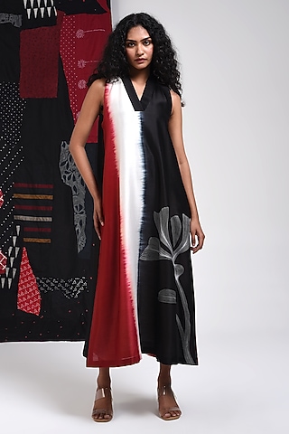 Black Silk Cotton Blend Tie-Dye Printed Dress by Sunita Shanker