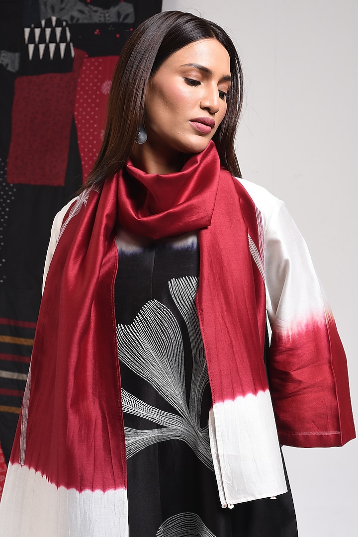Red Silk Cotton Blend Tie-Dye Printed Stole by Sunita Shanker at Pernia's Pop Up Shop