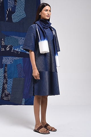 Blue Silk Cotton Blend Tie-Dye Printed Stole by Sunita Shanker