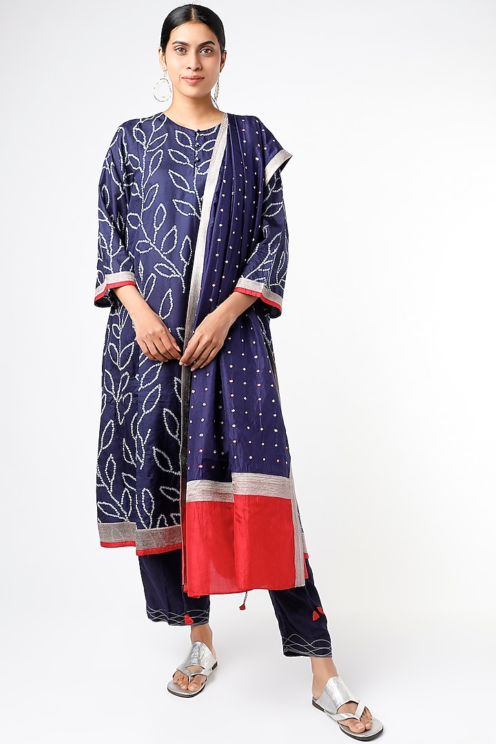 Deep Blue & Red Handcrafted Bandhani Kurta Set by Sunita Shanker