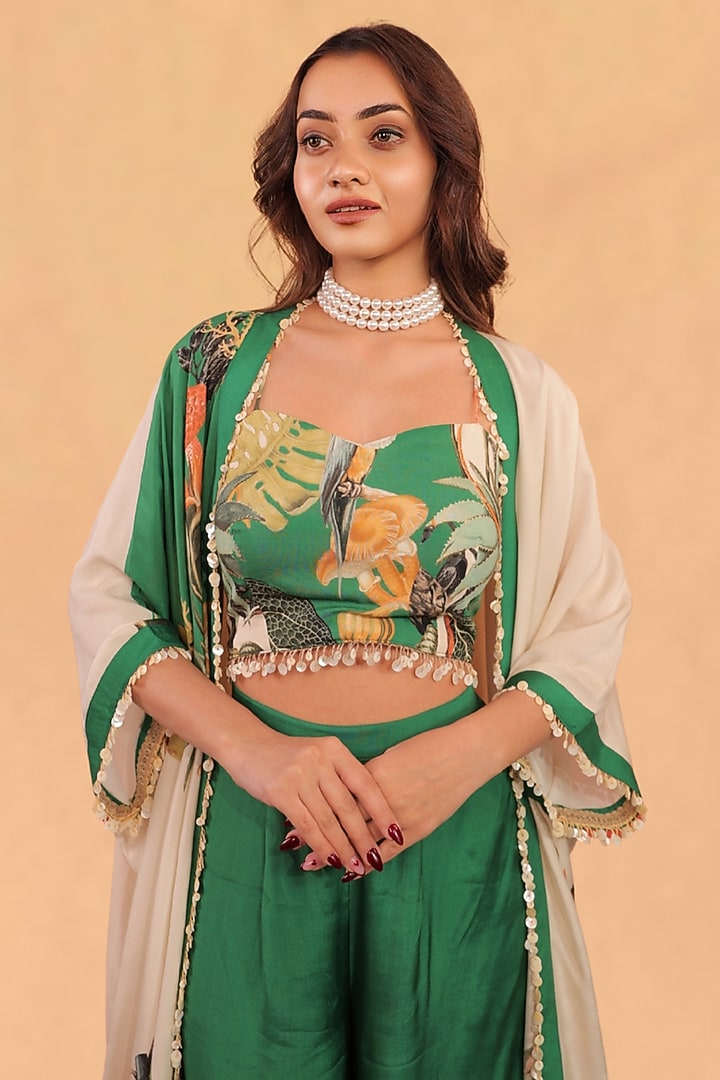 Off-White & Forest Green Muslin Cotton Printed Co-Ord Set by Surkh Syahi at Pernia's Pop Up Shop