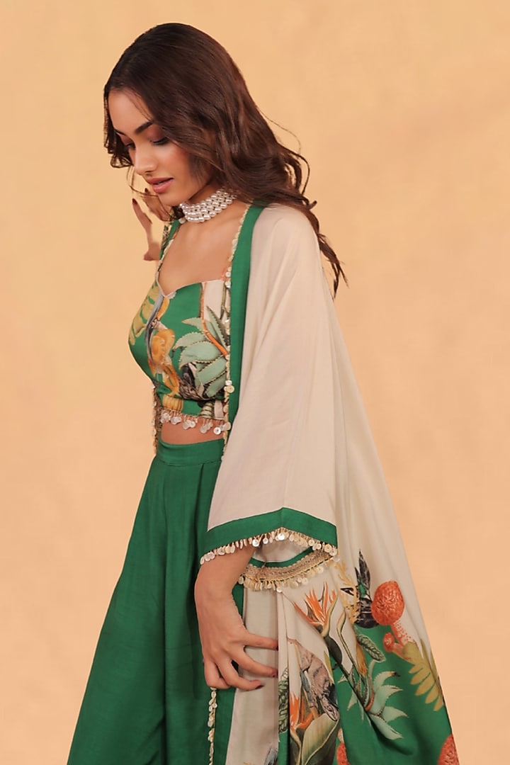 Off-White & Forest Green Muslin Cotton Printed Co-Ord Set by Surkh Syahi at Pernia's Pop Up Shop