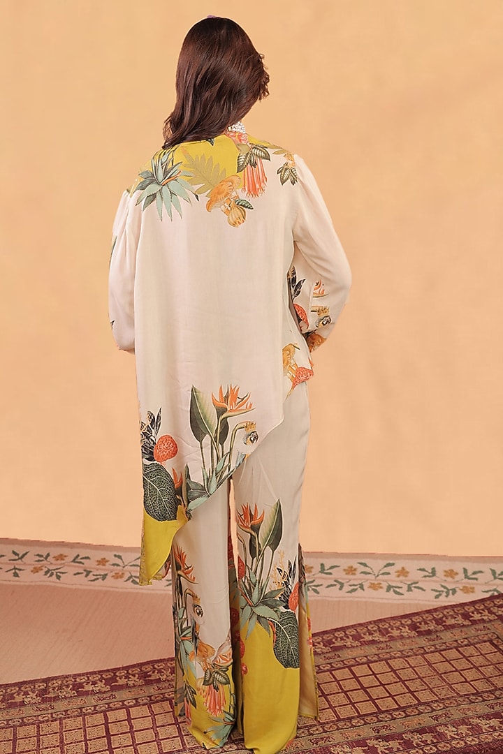Sunglow & Off-White Cotton Muslin Printed Co-Ord Set by Surkh Syahi at Pernia's Pop Up Shop