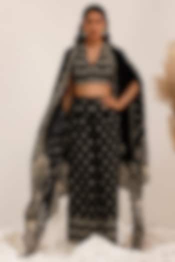 Black Crepe Gara Printed & Sequins Embroidered Cape Set by Surkh Syahi at Pernia's Pop Up Shop