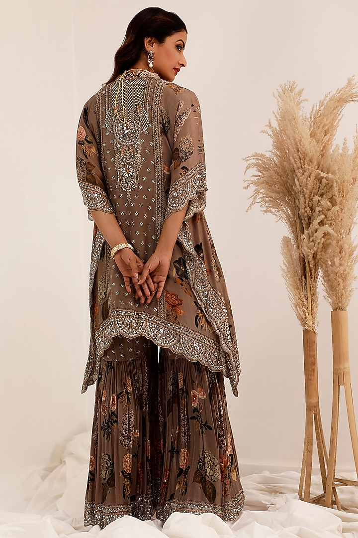 Judge Grey Crepe Floral Printed A-Line Kaftan Set by Surkh Syahi at Pernia's Pop Up Shop