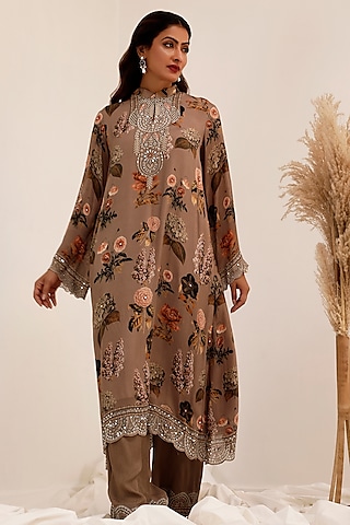 Judge Grey Crepe Floral Printed A-Line Kaftan Set by Surkh Syahi