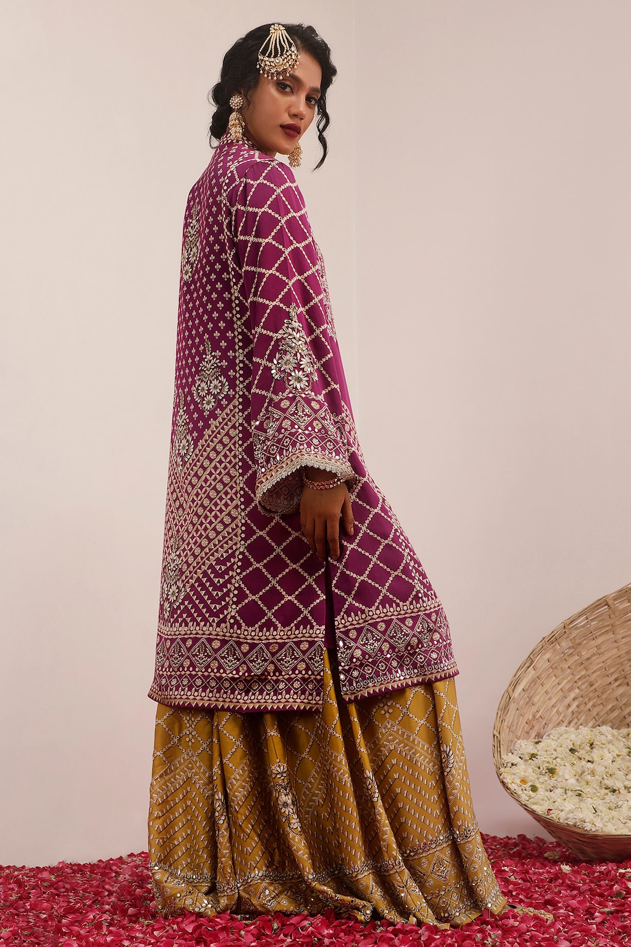 Grey Printed Kurta Set In Russian Silk With Zipper