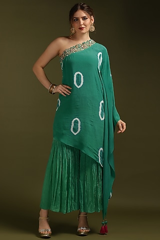 Emerald Green Crepe Printed & Embroidered Kaftan Set by Suti Dhaaga