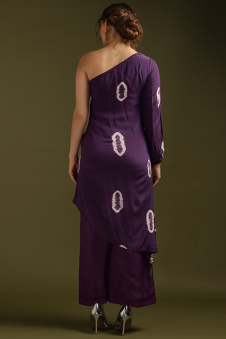 Purple Crepe Embroidered & Printed Kaftan Set by Suti Dhaaga at Pernia's Pop Up Shop
