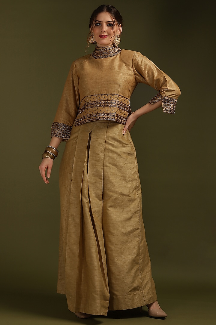 Golden Bagalpur Silk Skirt Set by Suti Dhaaga