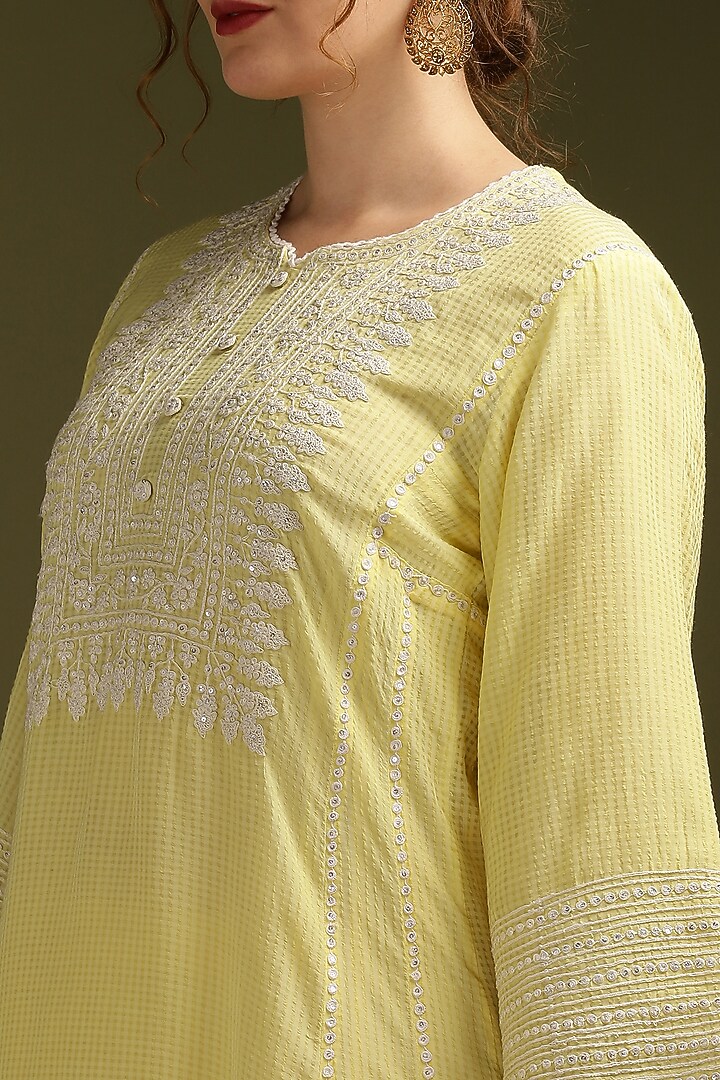 Pastel Yellow Silk Chanderi Embroidered Kurta Set by Suti Dhaaga at Pernia's Pop Up Shop