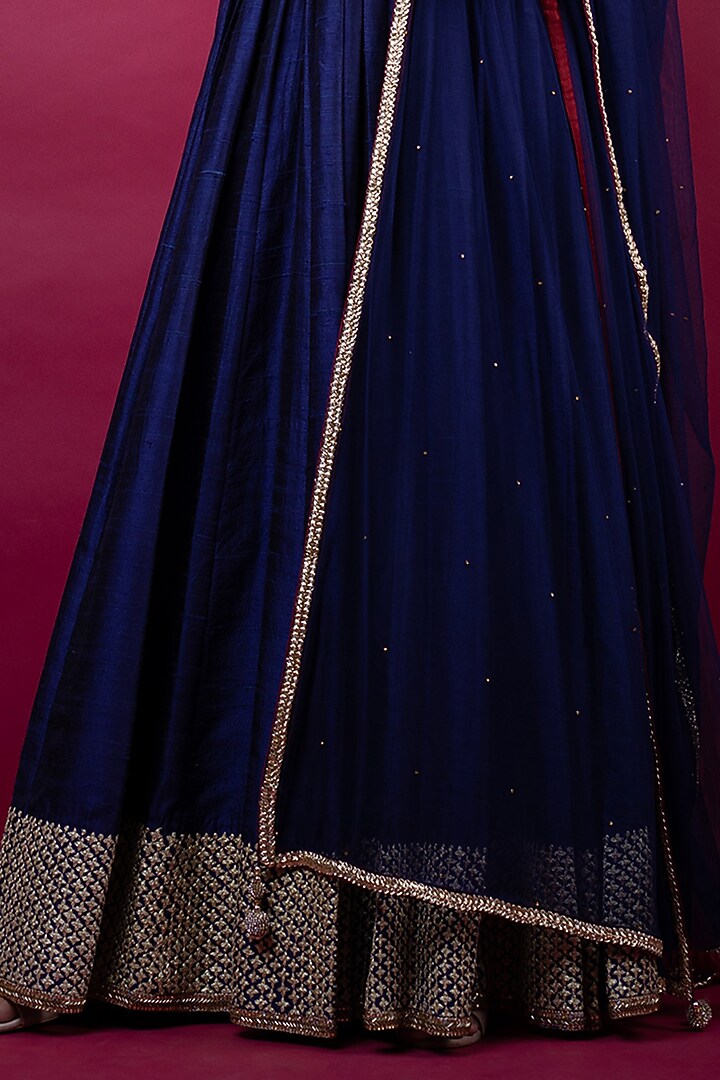 Royal Blue Embroidered Wedding Anarkali Set by Suti Dhaaga at Pernia's Pop Up Shop