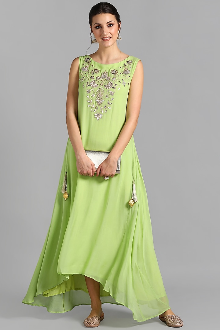 Green Georgette Embroidered Dress by Suti Dhaaga