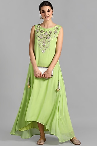 Green Georgette Embroidered Dress by Suti Dhaaga