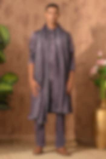 Purple Linen Satin Embroidered Kurta Set by Sulakshna Jasra at Pernia's Pop Up Shop