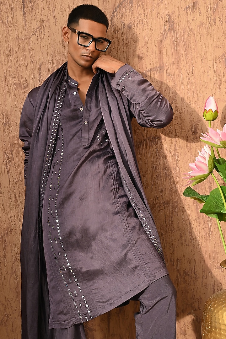 Purple Linen Satin Embroidered Kurta Set by Sulakshna Jasra at Pernia's Pop Up Shop