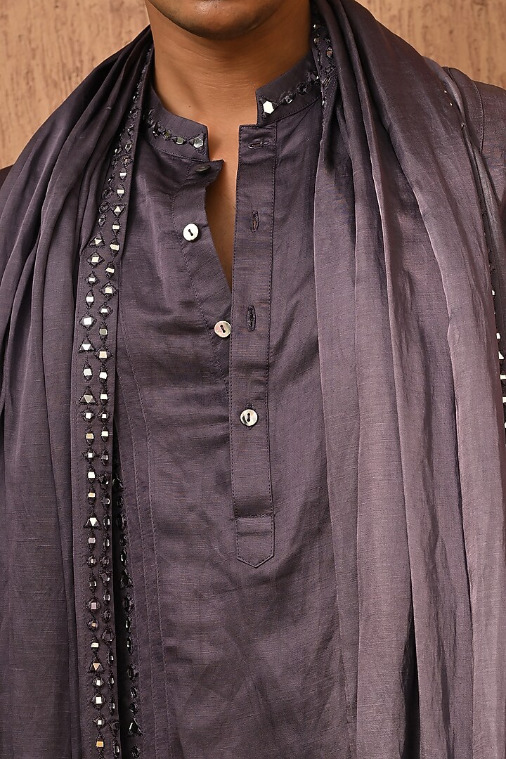 Purple Linen Satin Embroidered Kurta Set by Sulakshna Jasra at Pernia's Pop Up Shop