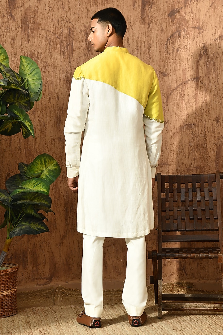 Green Linen Satin French Knot Embroidered Kurta Set by Sulakshna Jasra at Pernia's Pop Up Shop