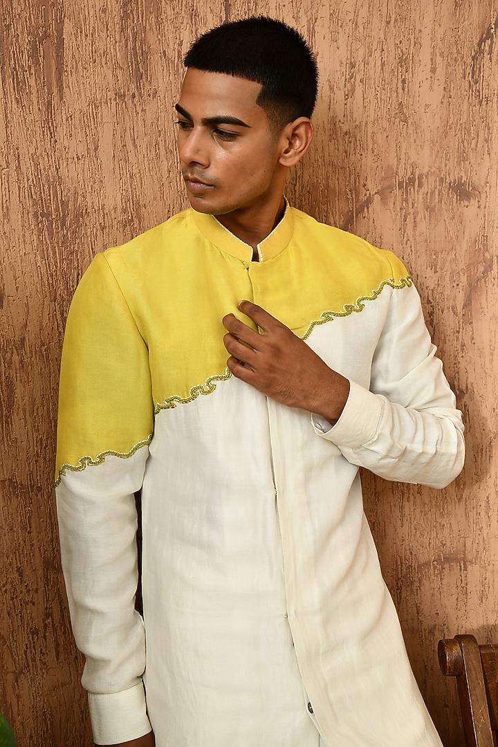 Green Linen Satin French Knot Embroidered Kurta Set by Sulakshna Jasra at Pernia's Pop Up Shop