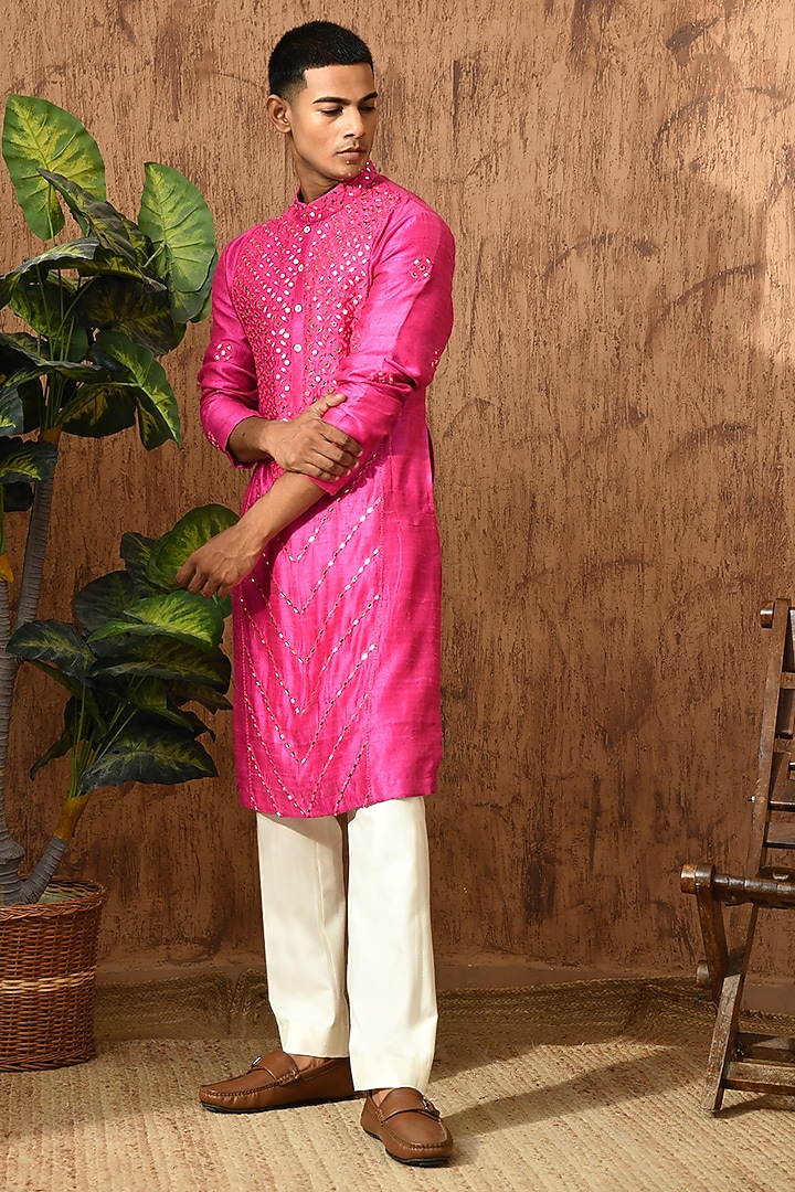 Pink Chanderi Mirror Work Kurta Set by Sulakshna Jasra at Pernia's Pop Up Shop