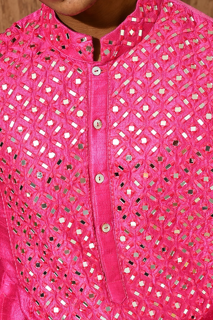 Pink Chanderi Mirror Work Kurta Set by Sulakshna Jasra at Pernia's Pop Up Shop