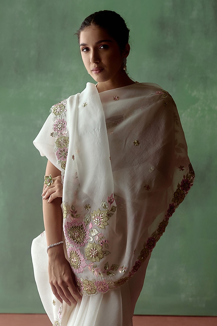 White Organza Resham & Mirror Embroidered Wedding Saree Set by Suhino at Pernia's Pop Up Shop