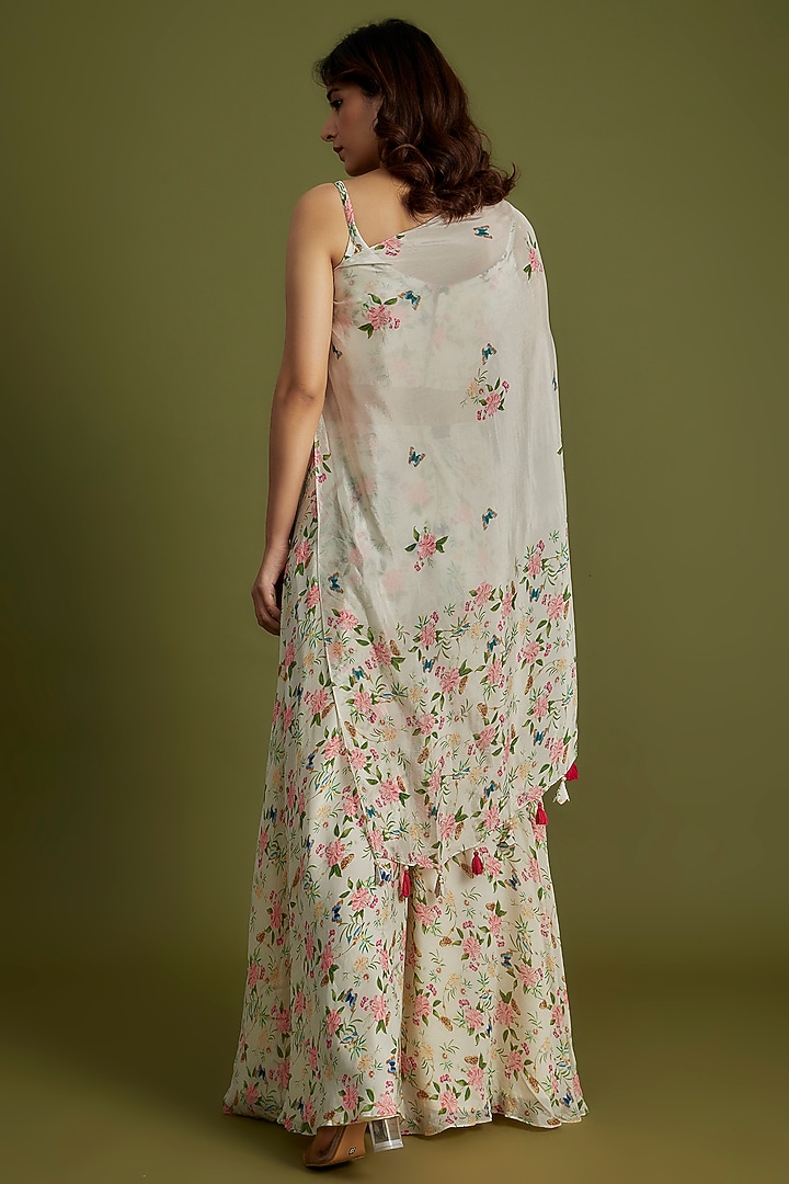 Off-White Crepe Georgette Hand Embroidered Co-Ord Set by Suruchi Parakh at Pernia's Pop Up Shop