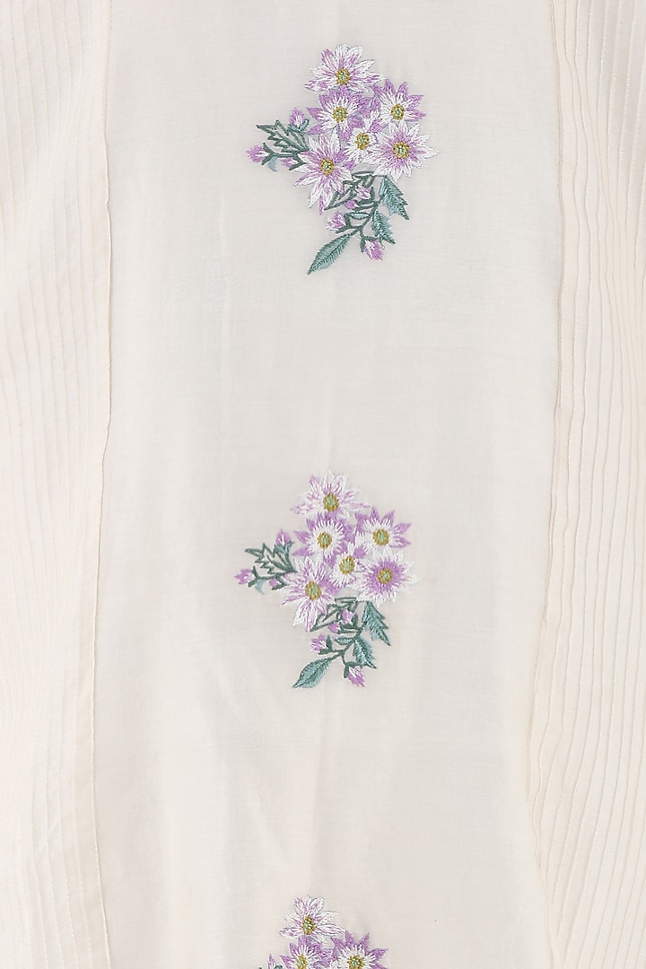 White thread embroidered kurta and palazzo pants set available only at Pernia's Pop Up Shop.