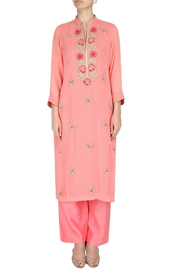 Pink 3D embroidered tunic with butterfly motif bootis available only at Pernia's Pop Up Shop.