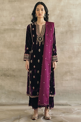Plum Silk Velvet Embroidered Kurta Set by Sureena Chowdhri