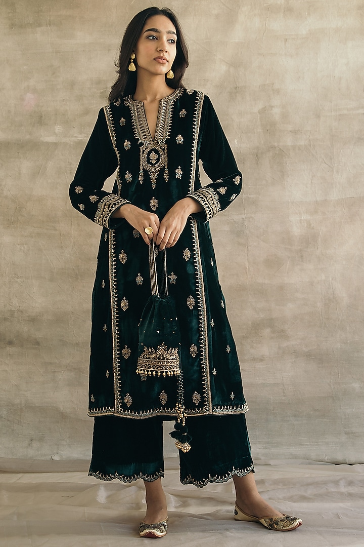 Bottle Green Silk Velvet Embroidered Kurta Set by Sureena Chowdhri at Pernia's Pop Up Shop
