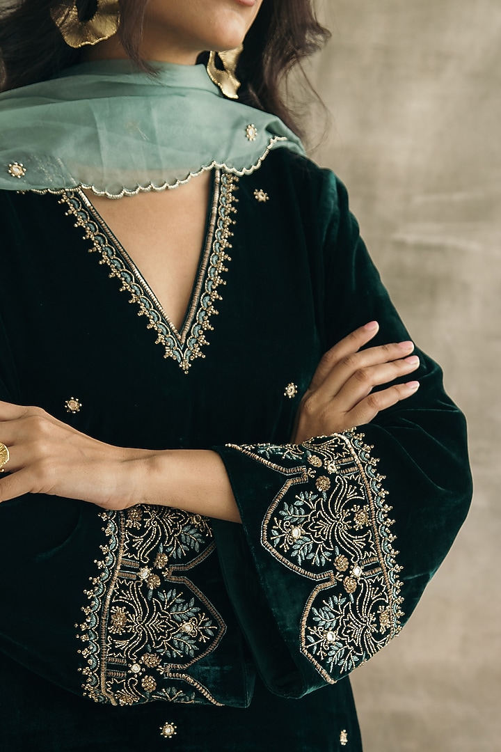 Bottle Green Silk Velvet Embroidered Kurta Set by Sureena Chowdhri at Pernia's Pop Up Shop