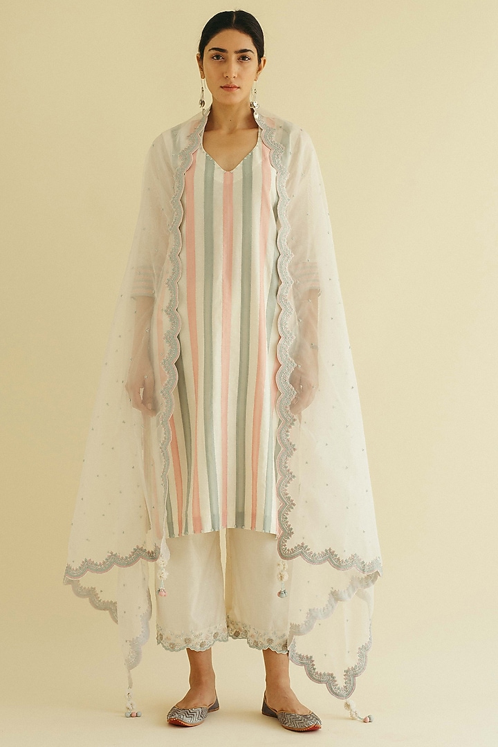 Ivory Silk Chanderi Striped Kurta Set by Sureena Chowdhri at Pernia's Pop Up Shop