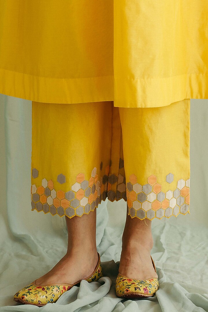 Yellow Silk Chanderi Embroidered Kurta Set by Sureena Chowdhri at Pernia's Pop Up Shop