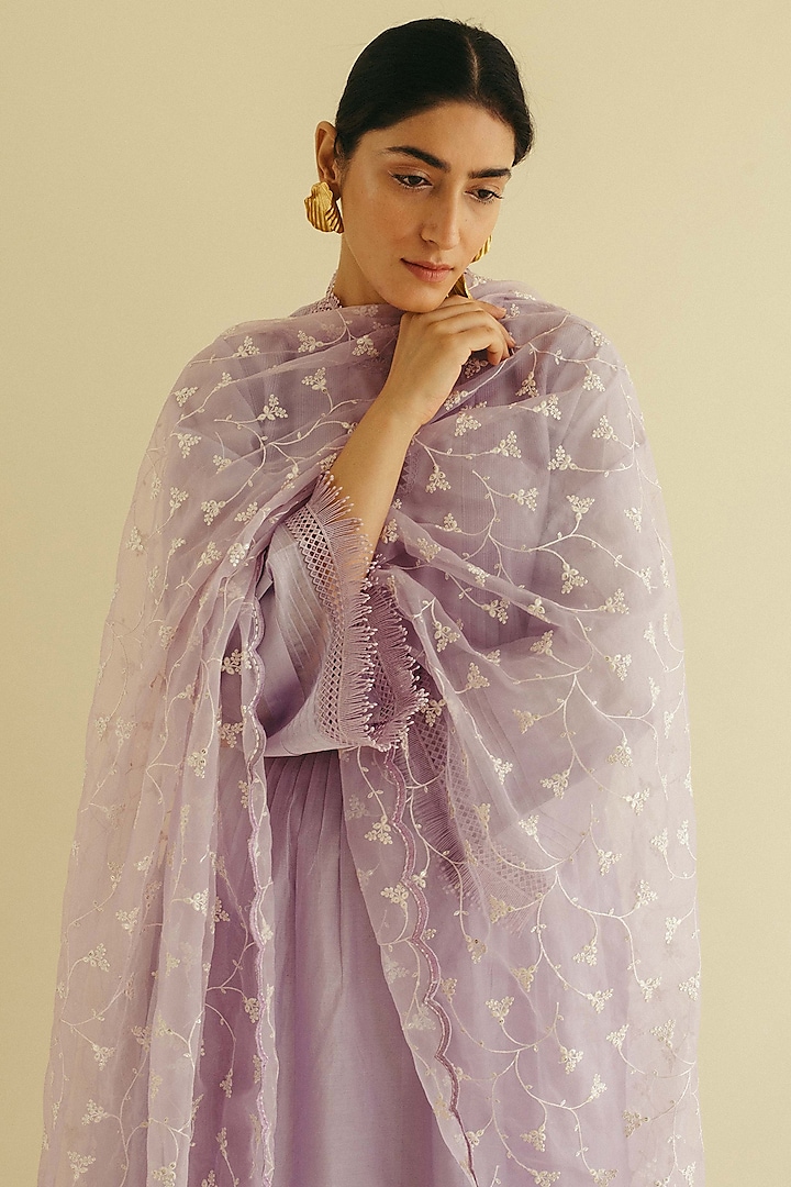 Lilac Silk Chanderi Kurta Set by Sureena Chowdhri at Pernia's Pop Up Shop