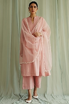 product-color-Blush Pink