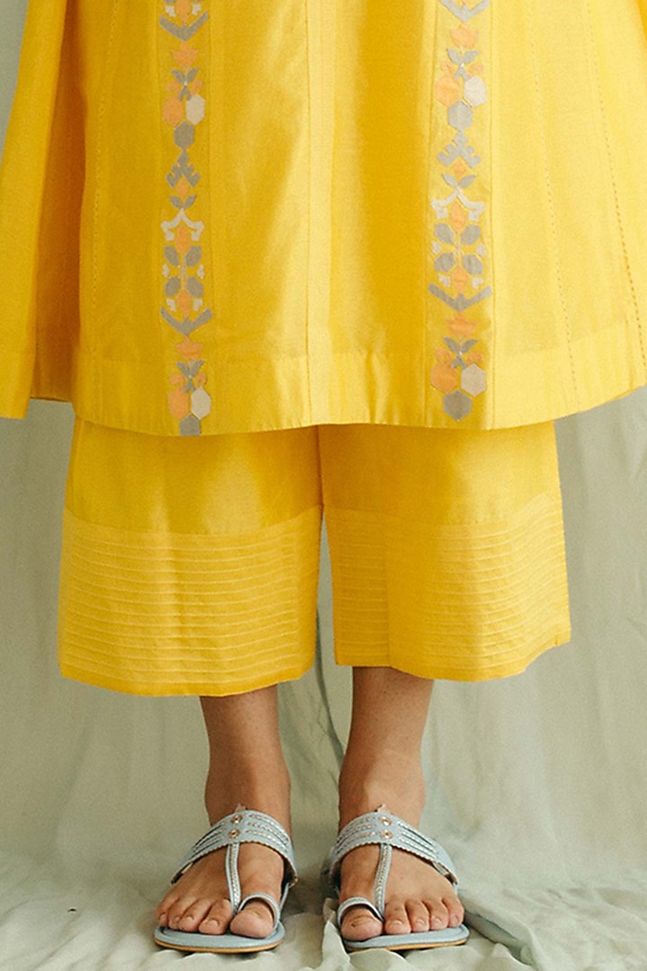 Yellow Silk Chanderi Embroidered Kurta Set by Sureena Chowdhri at Pernia's Pop Up Shop
